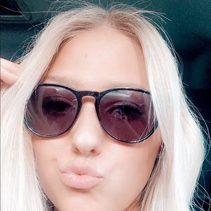 Meet your Posher, Harlee ann